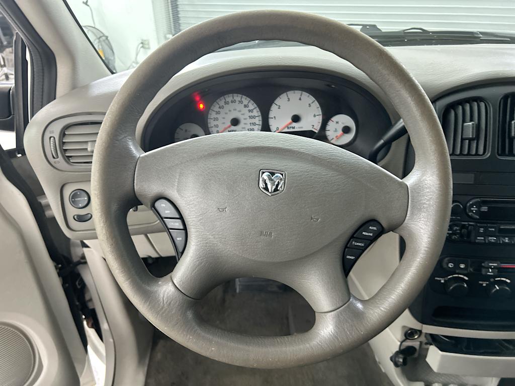 Thumbnail: 2005 Dodge Grand Caravan - 2