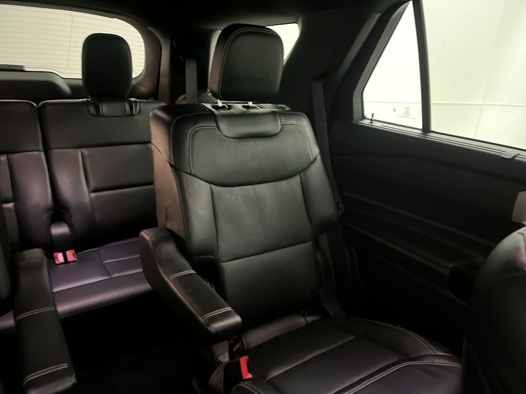 Thumbnail: 2022 Ford Explorer - 23