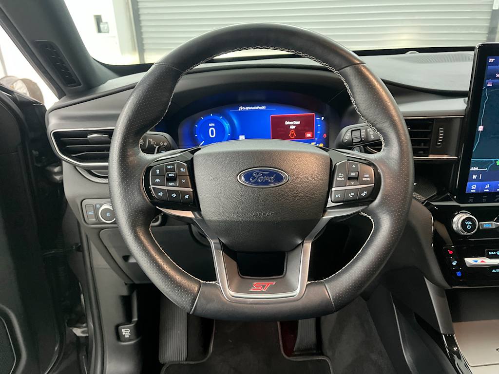 Thumbnail: 2022 Ford Explorer - 12