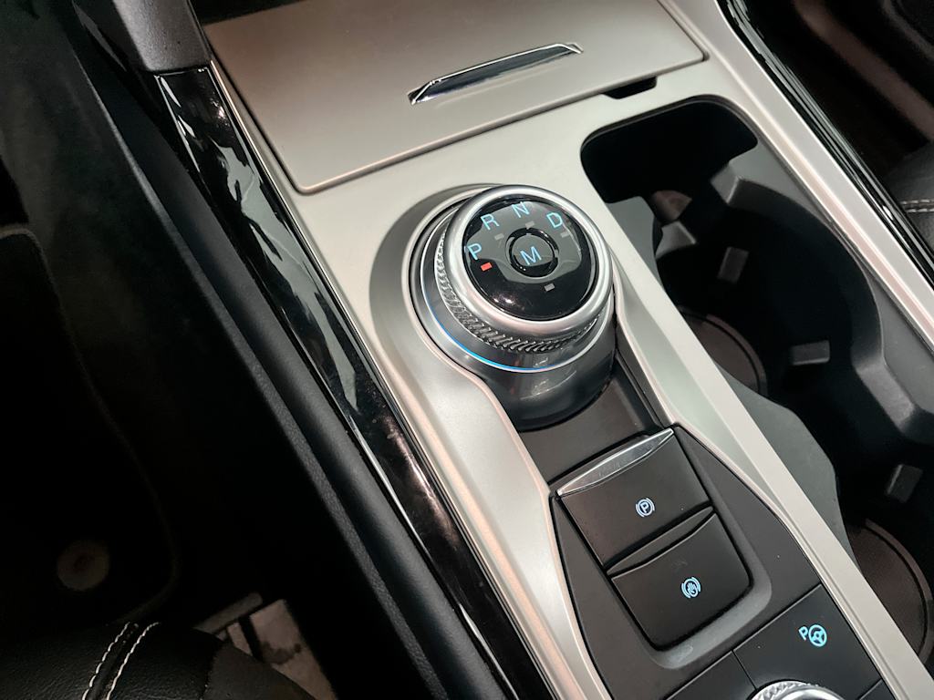 Thumbnail: 2022 Ford Explorer - 14