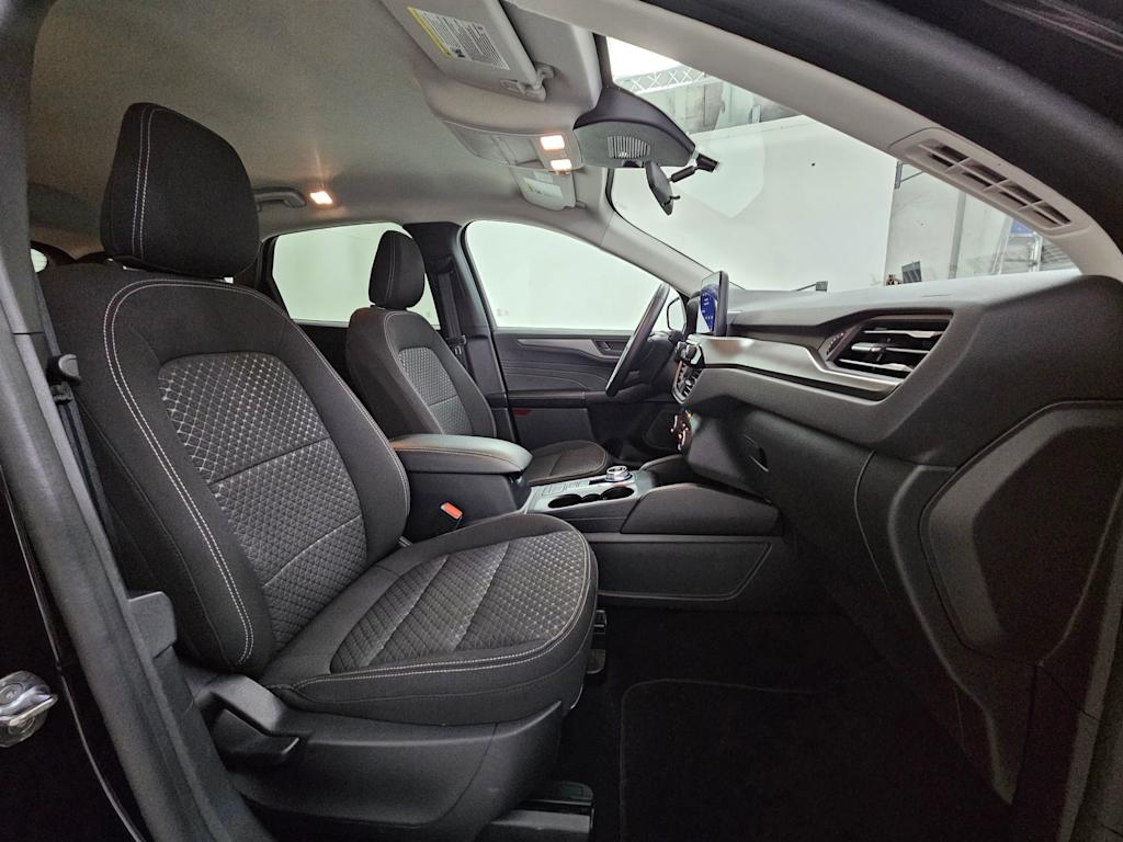 2023 Ford Escape Active 26