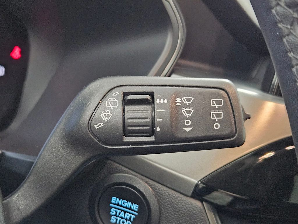 2023 Ford Escape Active 29