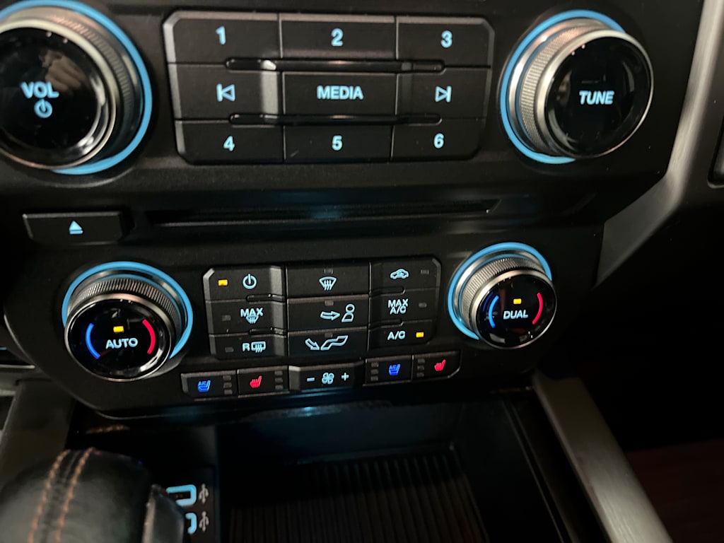 Thumbnail: 2017 Ford F-150 - 27