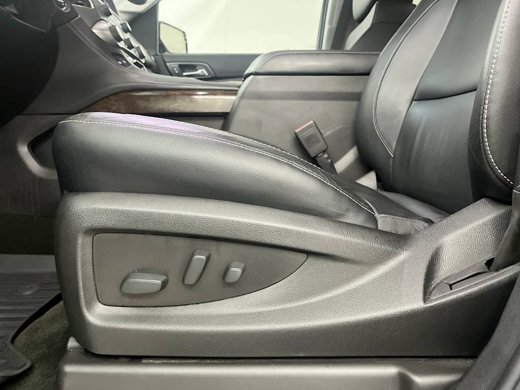 Thumbnail: 2018 Chevrolet Suburban - 24