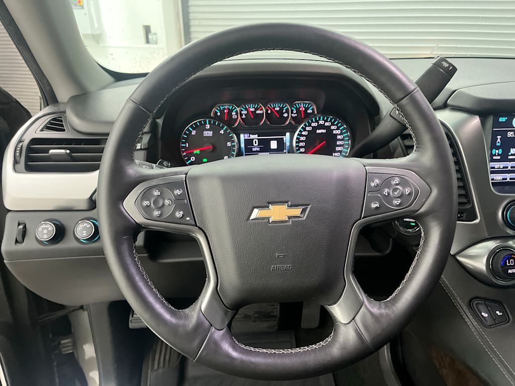 Thumbnail: 2018 Chevrolet Suburban - 12