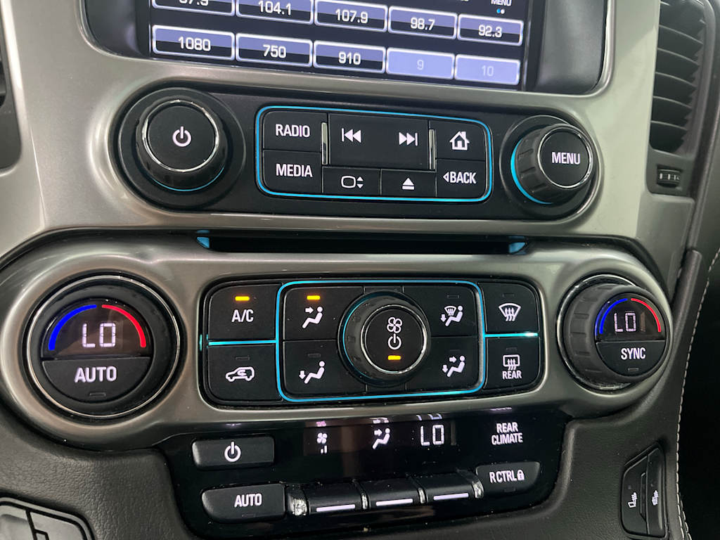 Thumbnail: 2018 Chevrolet Suburban - 27