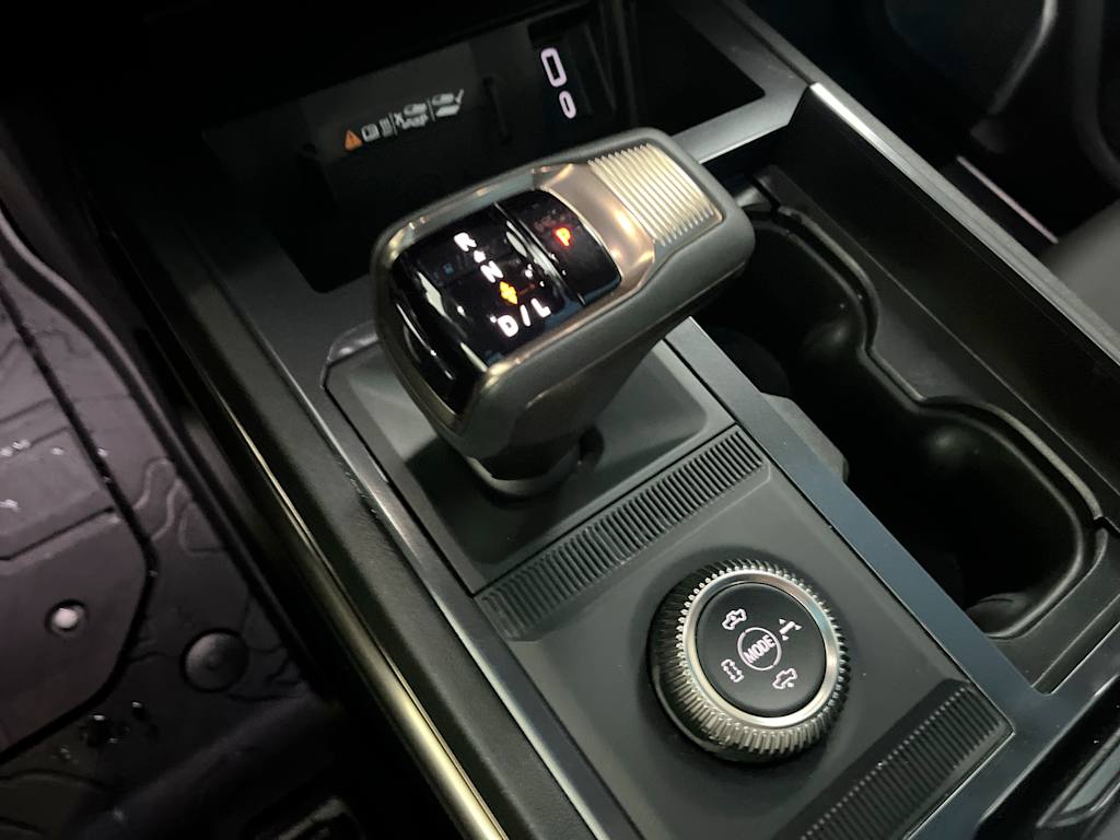 Thumbnail: 2022 GMC Hummer EV - 11