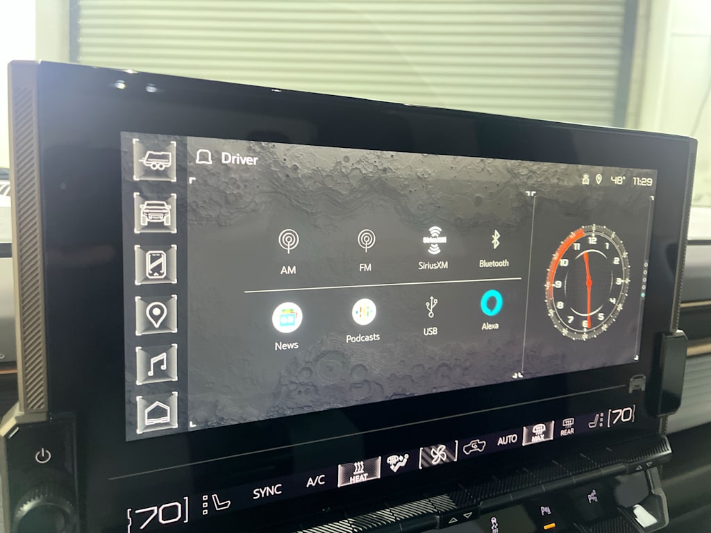 Thumbnail: 2022 GMC Hummer EV - 18