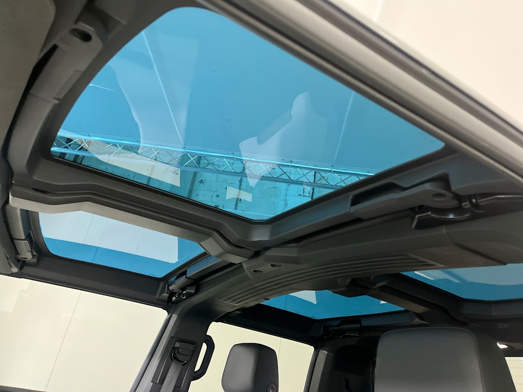 Thumbnail: 2022 GMC Hummer EV - 21