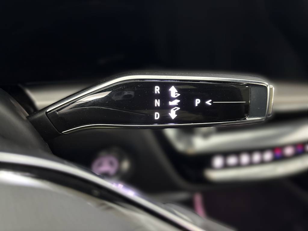 Thumbnail: 2024 Cadillac Lyriq - 24