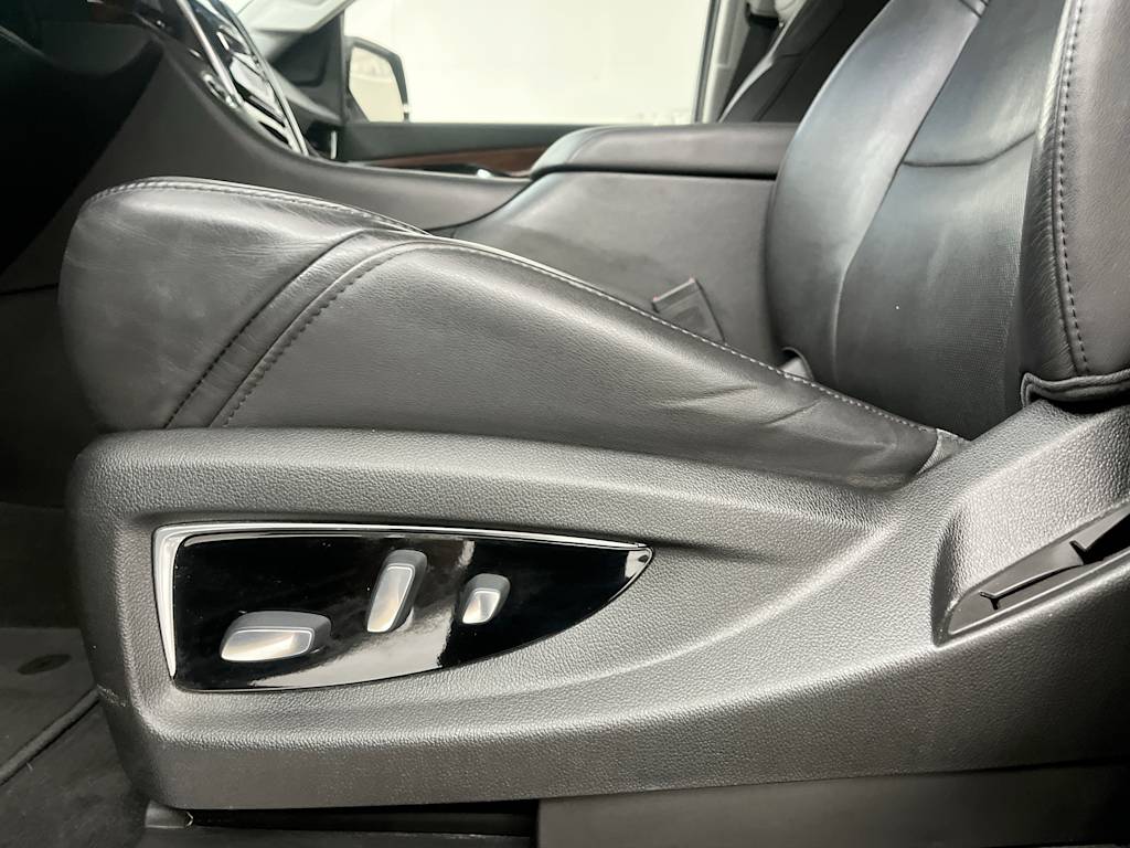 Thumbnail: 2019 Cadillac Escalade - 25