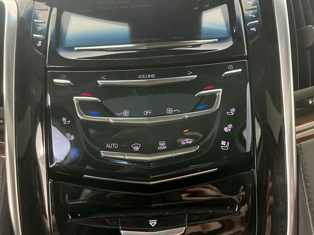 Thumbnail: 2019 Cadillac Escalade - 28