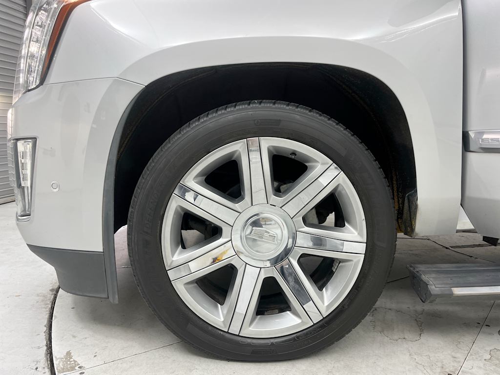 Thumbnail: 2019 Cadillac Escalade - 6