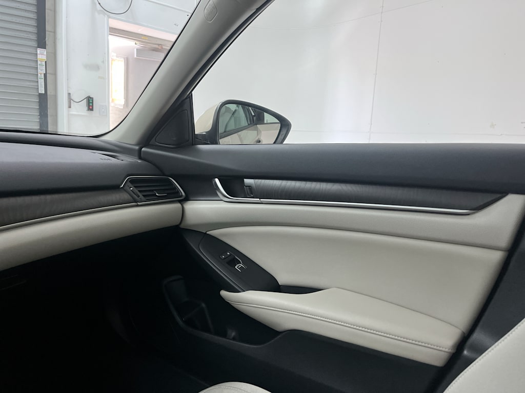 Thumbnail: 2019 Honda Accord - 22