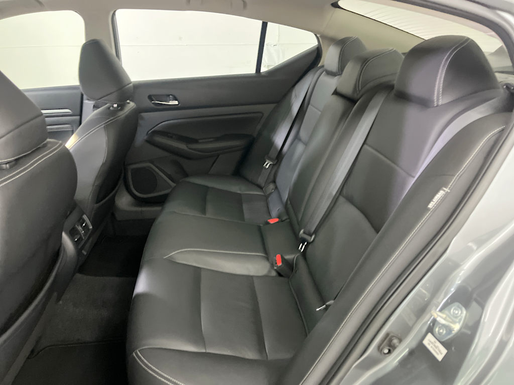 Thumbnail: 2019 Nissan Altima - 10