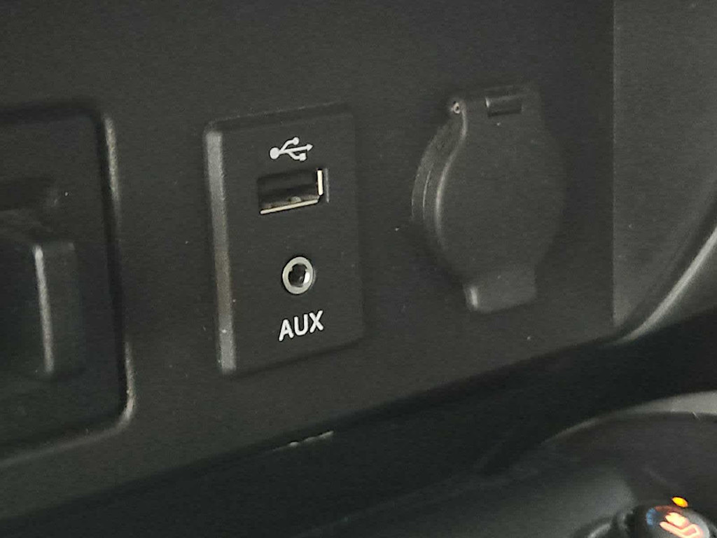 Thumbnail: 2018 Nissan Titan - 32