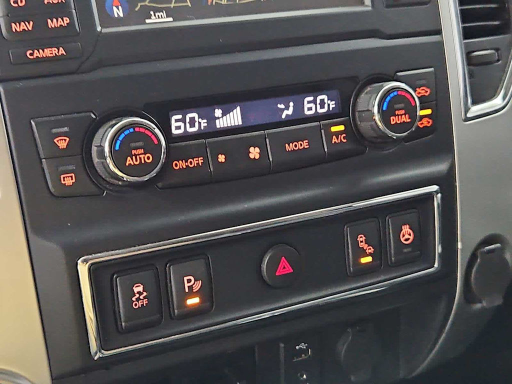 Thumbnail: 2018 Nissan Titan - 30