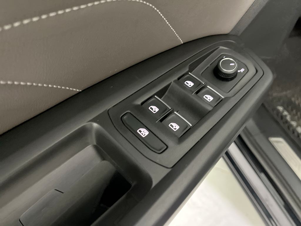 Thumbnail: 2022 Volkswagen Atlas - 26