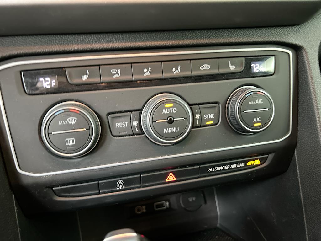 Thumbnail: 2018 Volkswagen Atlas - 23