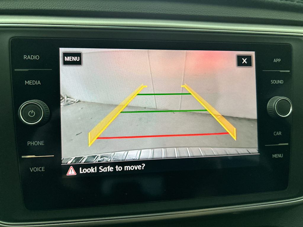 Thumbnail: 2018 Volkswagen Atlas - 25