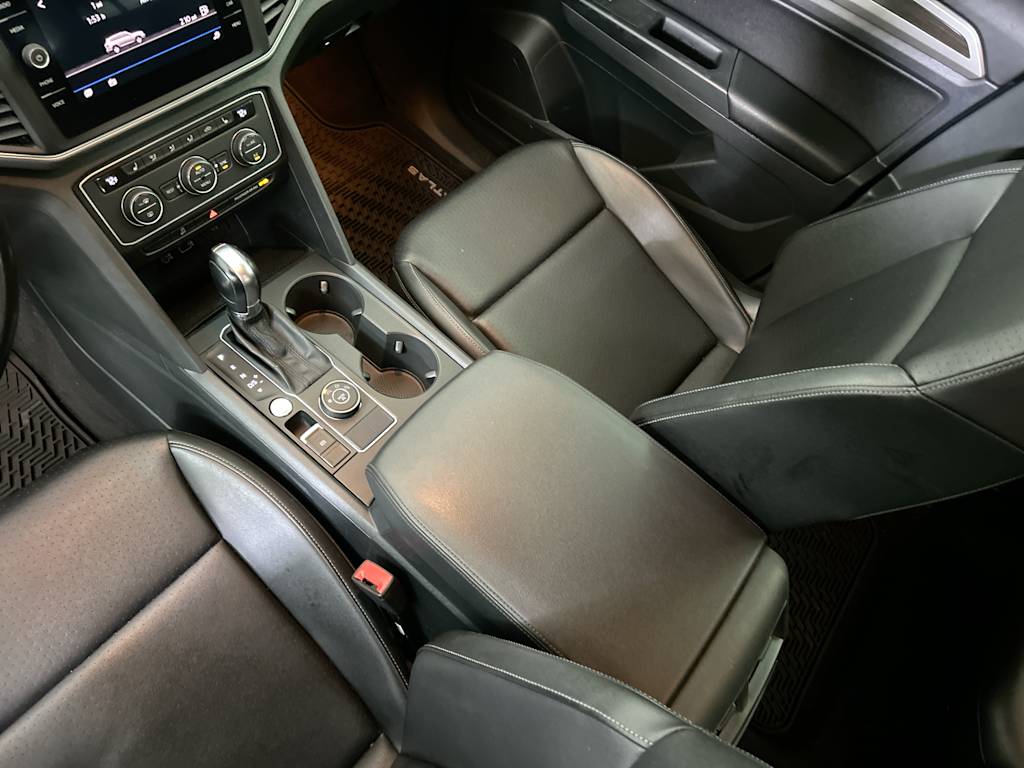 Thumbnail: 2018 Volkswagen Atlas - 24