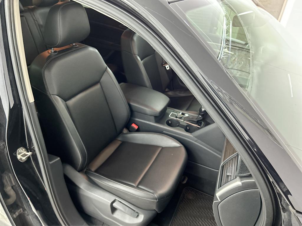 Thumbnail: 2018 Volkswagen Atlas - 9