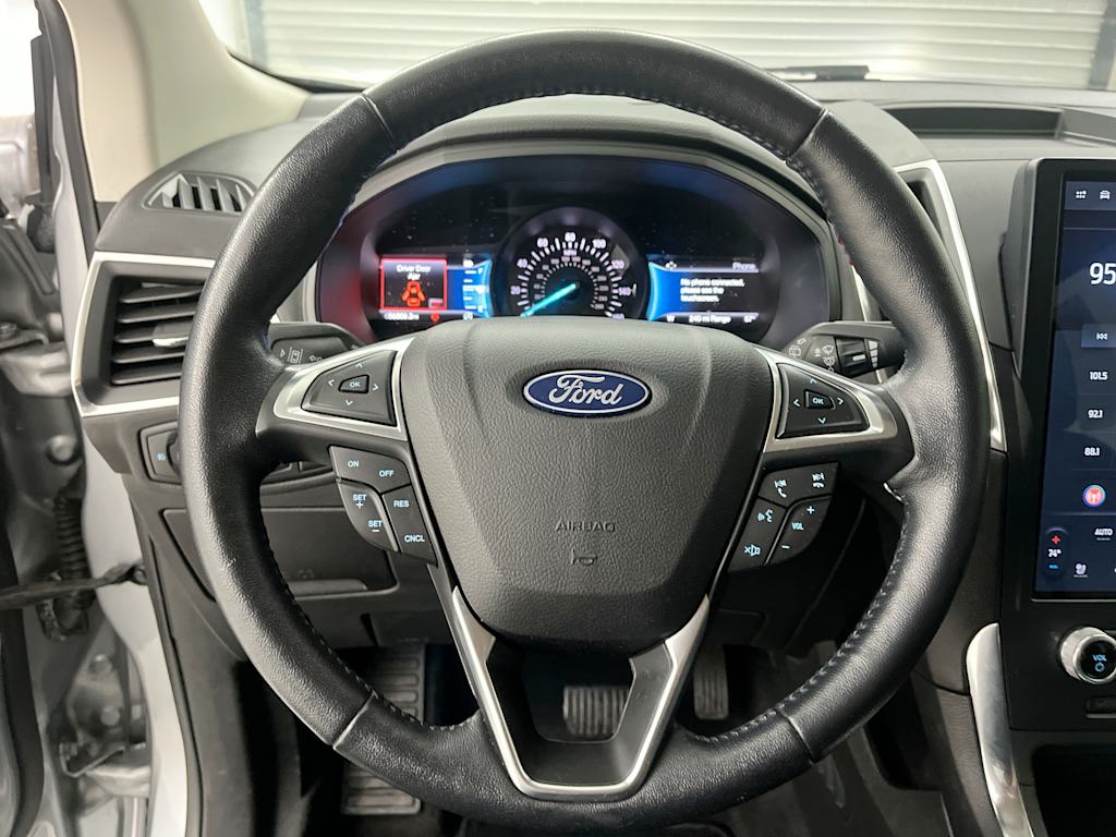 Thumbnail: 2022 Ford Edge - 12