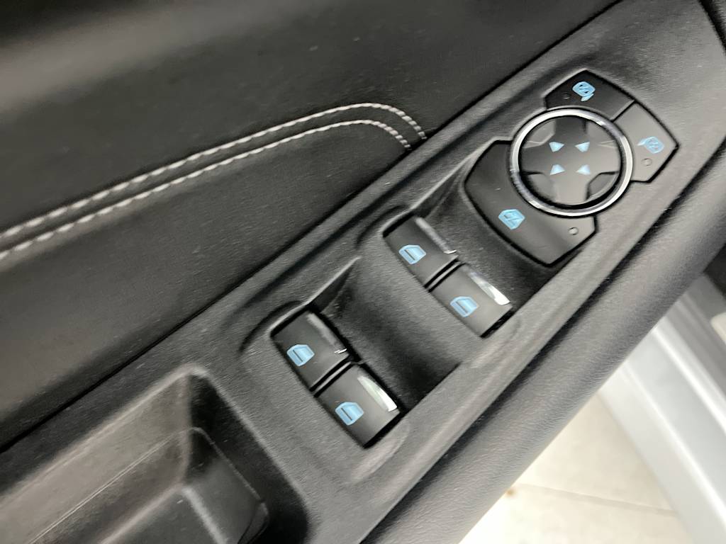 Thumbnail: 2022 Ford Edge - 26
