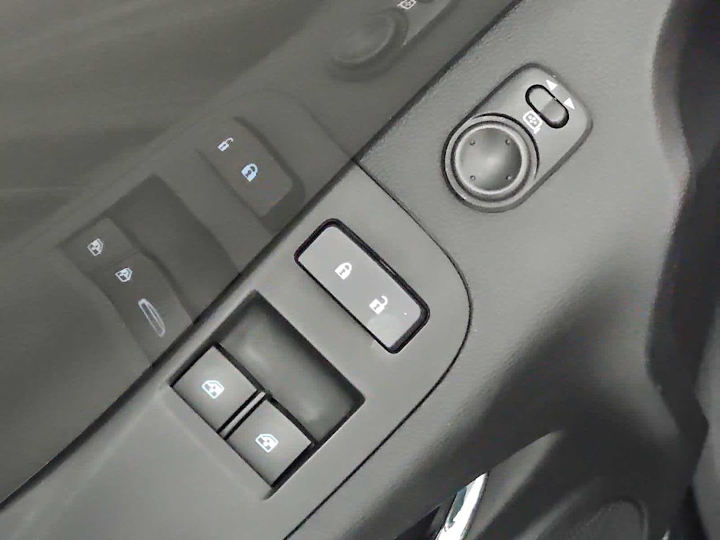 Thumbnail: 2015 Chevrolet Camaro - 22