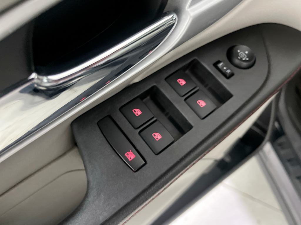 Thumbnail: 2013 GMC Terrain - 21