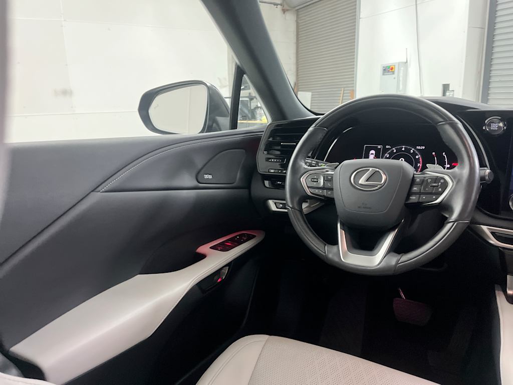 Thumbnail: 2023 Lexus RX - 8