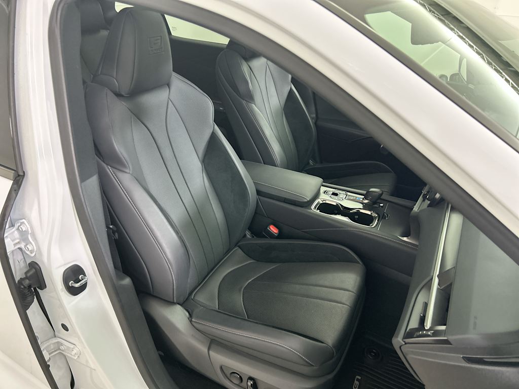 Thumbnail: 2024 Lexus RX - 9