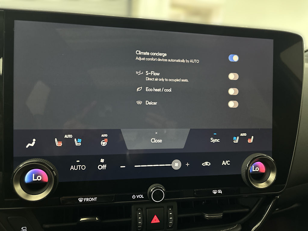 Thumbnail: 2025 Lexus ES - 23