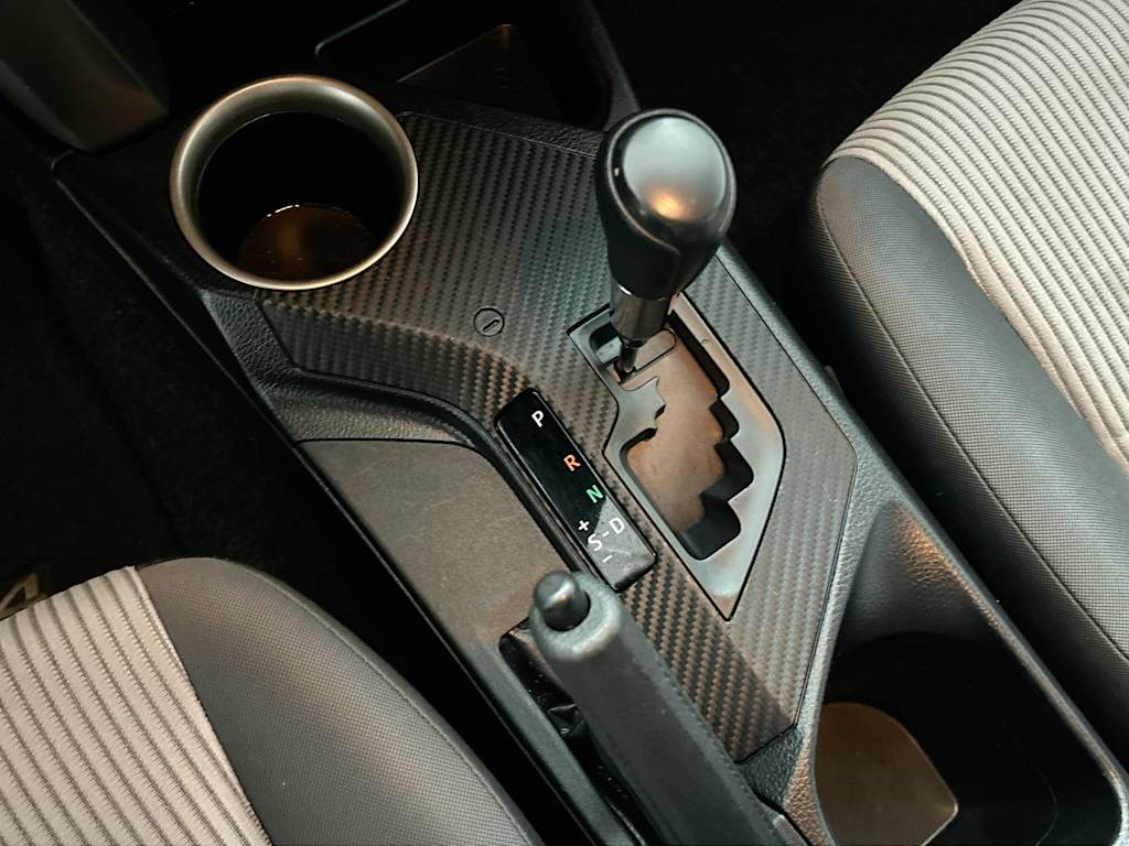 Thumbnail: 2015 Toyota RAV4 - 12