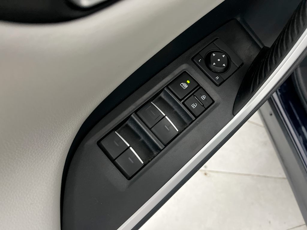 Thumbnail: 2023 Toyota RAV4 - 26