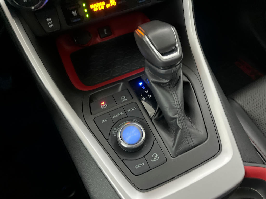 Thumbnail: 2021 Toyota RAV4 - 14