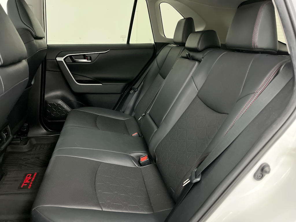 Thumbnail: 2021 Toyota RAV4 - 30