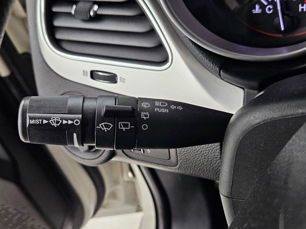 2018 Dodge Journey SXT 30