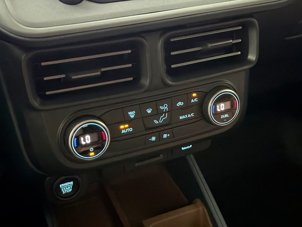 Thumbnail: 2022 Ford Maverick - 21