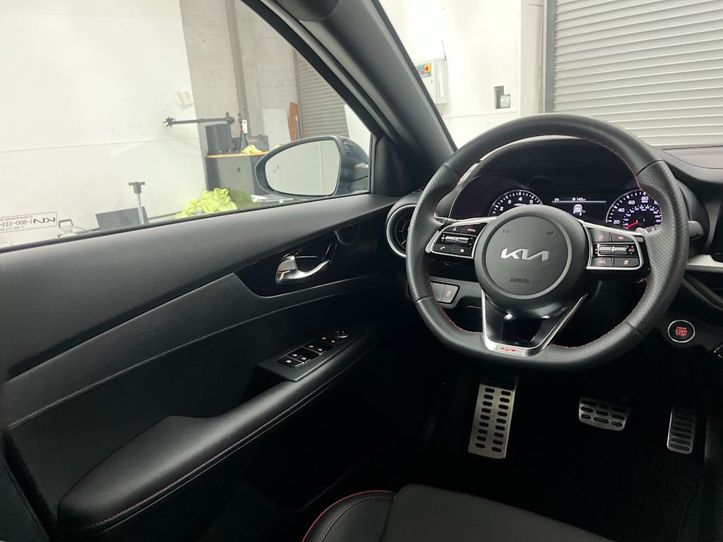 Thumbnail: 2023 Kia Forte - 8