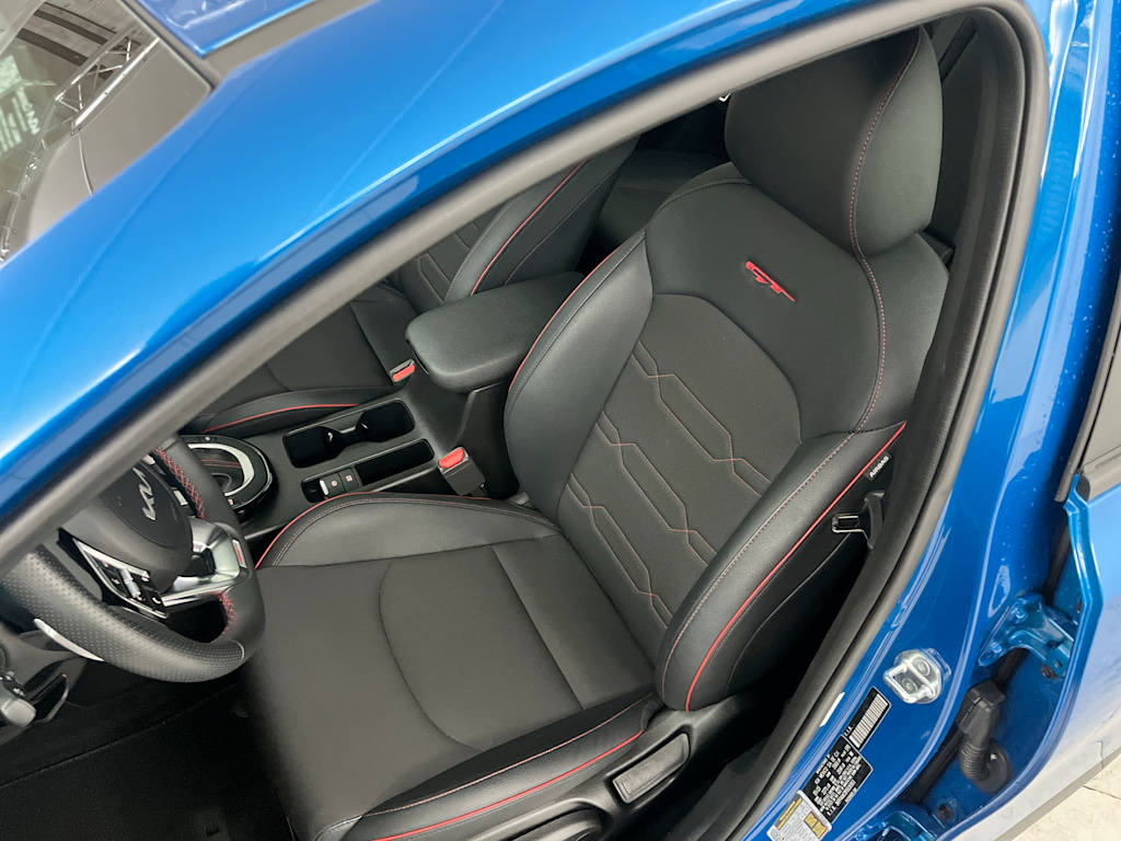 Thumbnail: 2023 Kia Forte - 9