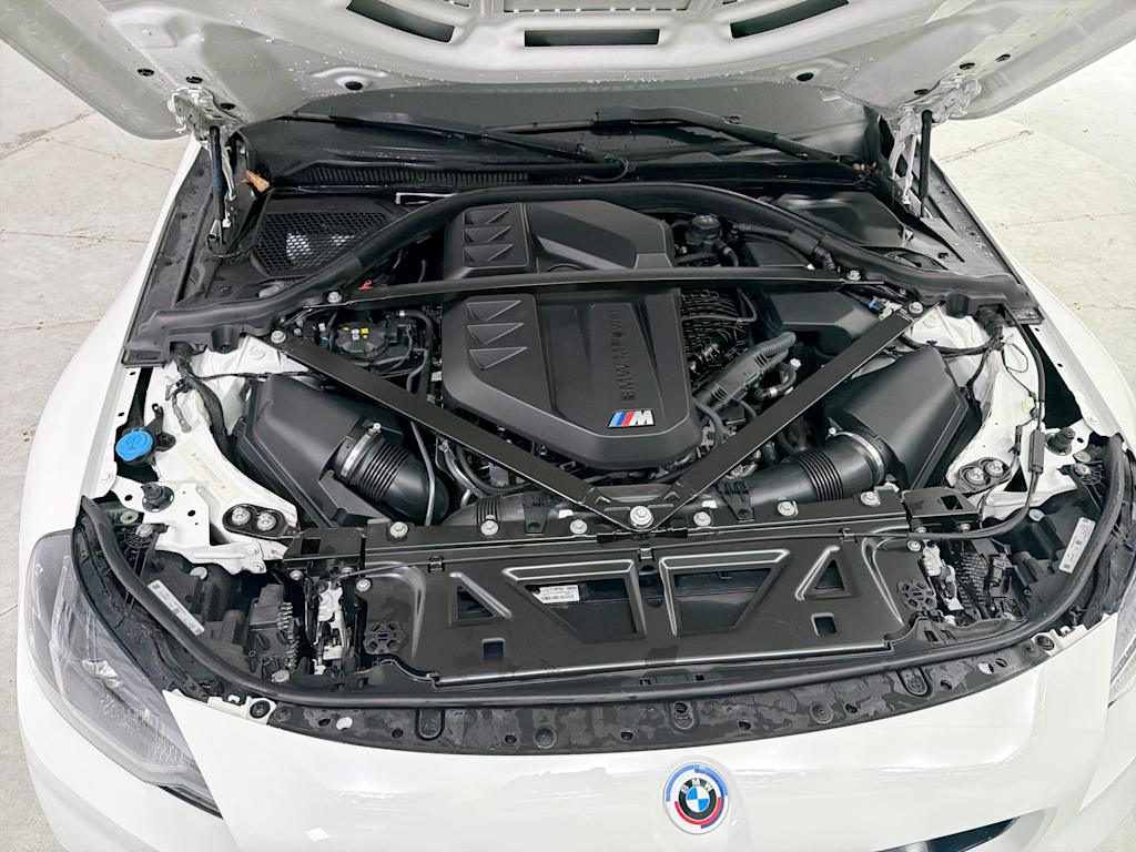 Thumbnail: 2023 BMW M2 - 9