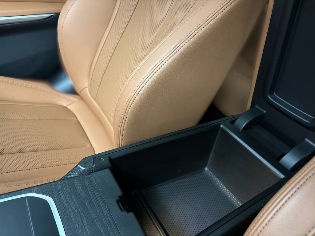 Thumbnail: 2023 BMW 3 Series - 10