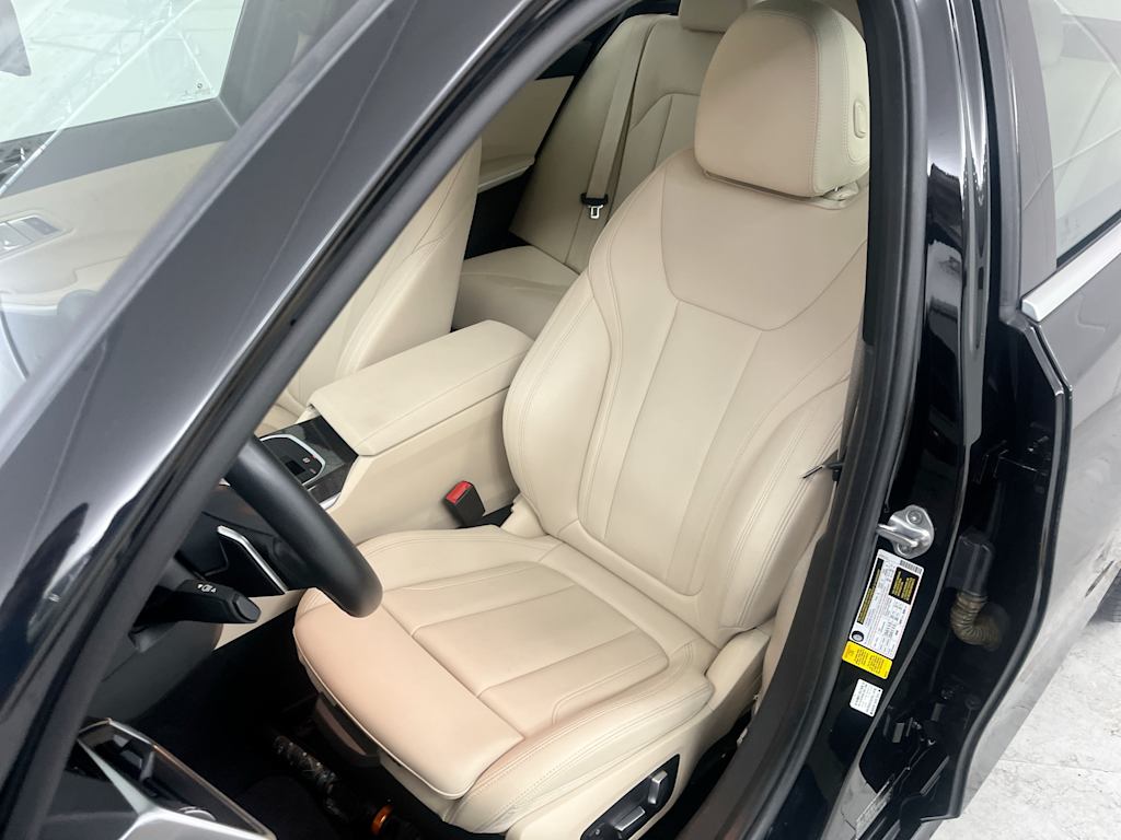 Thumbnail: 2020 BMW 3 Series - 9