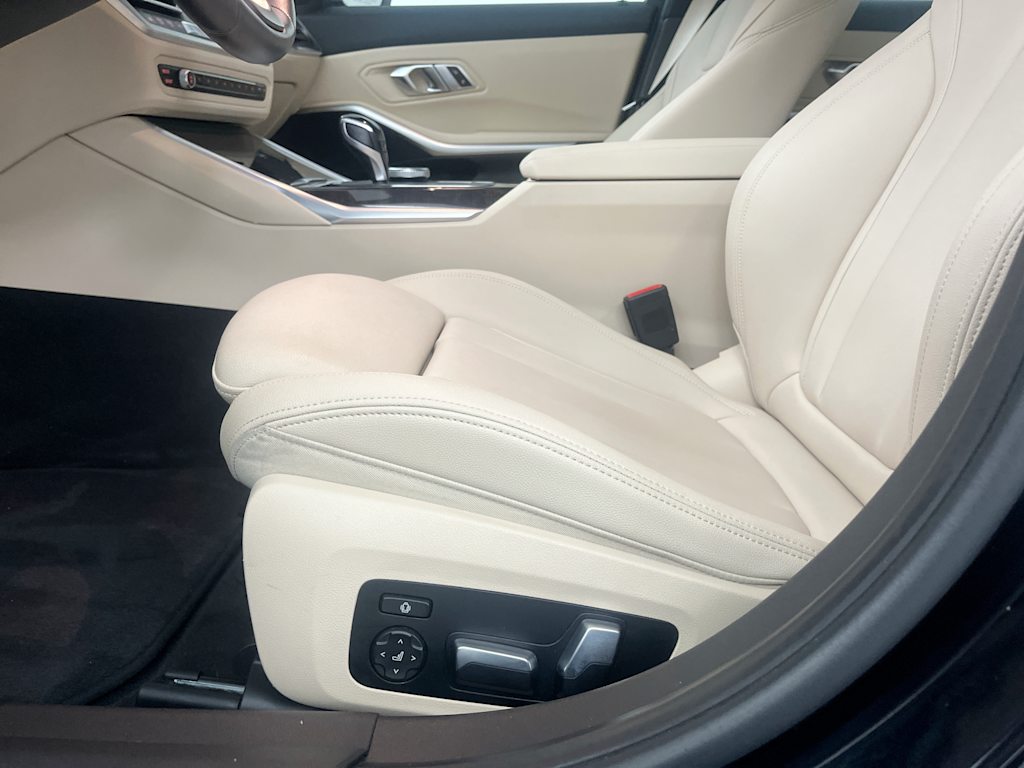 Thumbnail: 2020 BMW 3 Series - 25