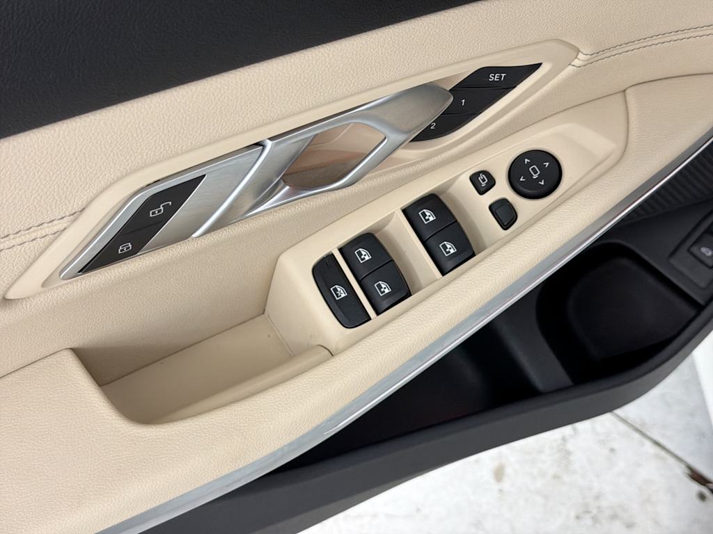 Thumbnail: 2019 BMW 3 Series - 21