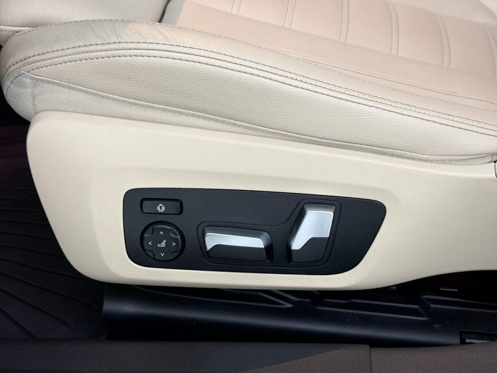Thumbnail: 2019 BMW 3 Series - 20