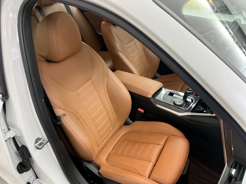 Thumbnail: 2020 BMW 3 Series - 10