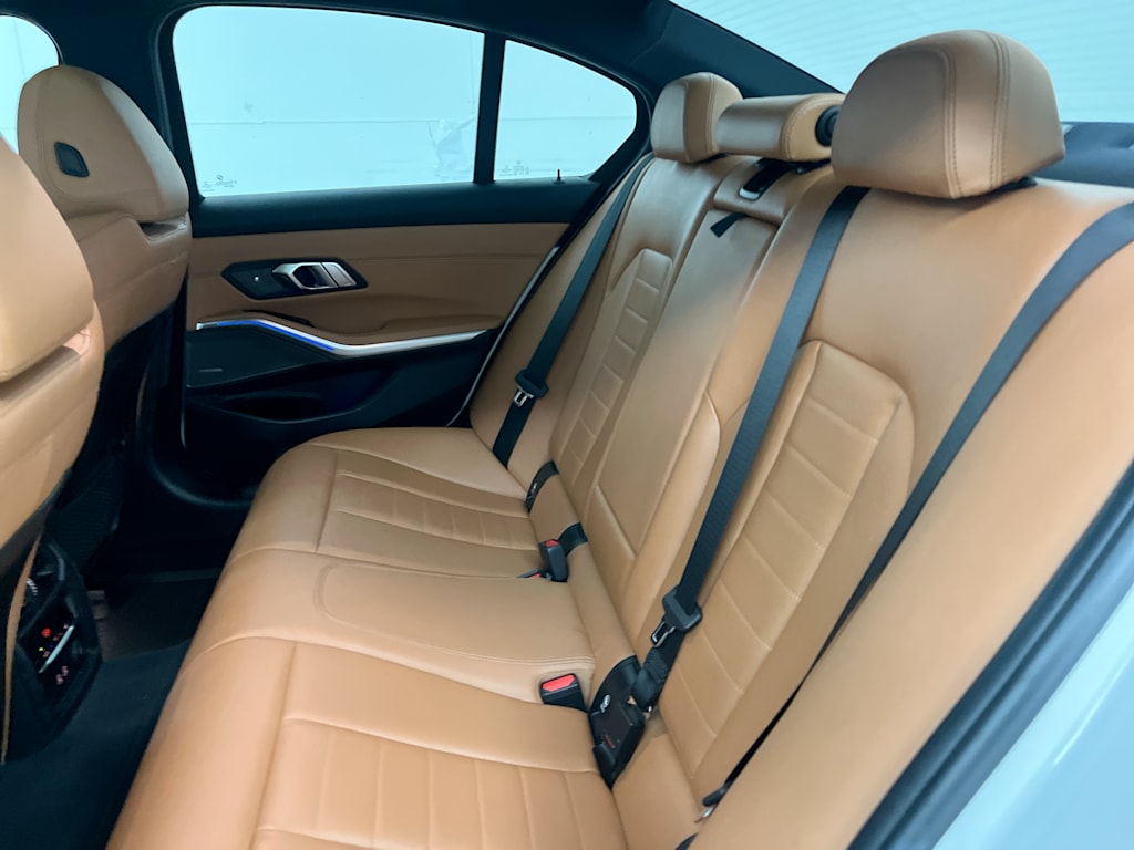 Thumbnail: 2020 BMW 3 Series - 32