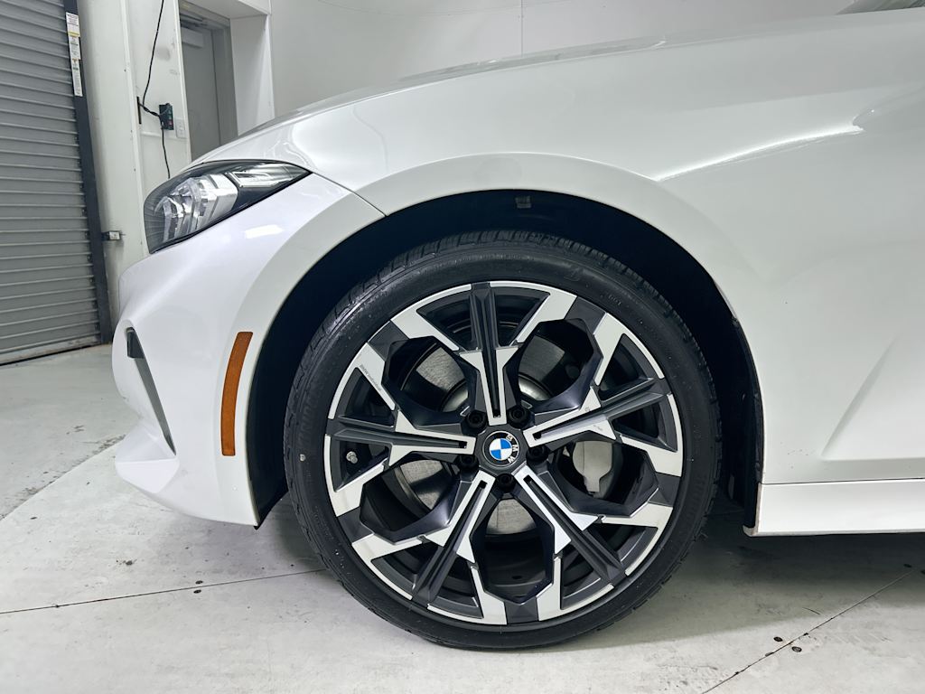 Thumbnail: 2025 BMW 3 Series - 6